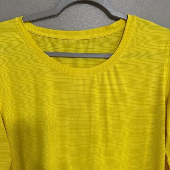 ZYIA Women's Yellow Subtle Stripe Long Sleeve T Size Large - Picture 5 of 7